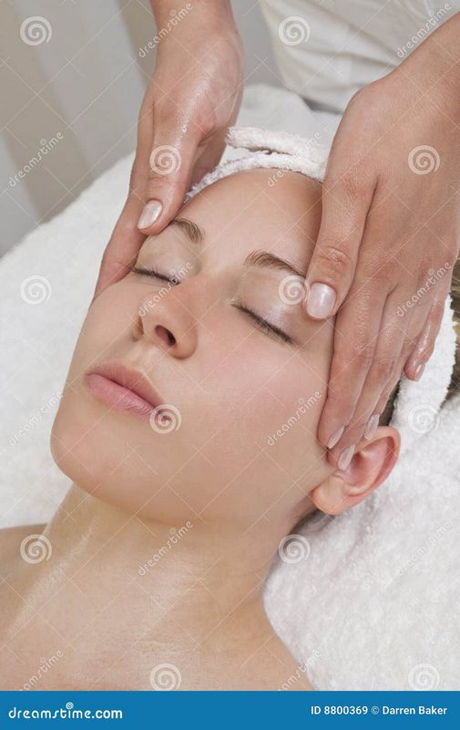 Masaje abdominal anticelulítico eficaz
